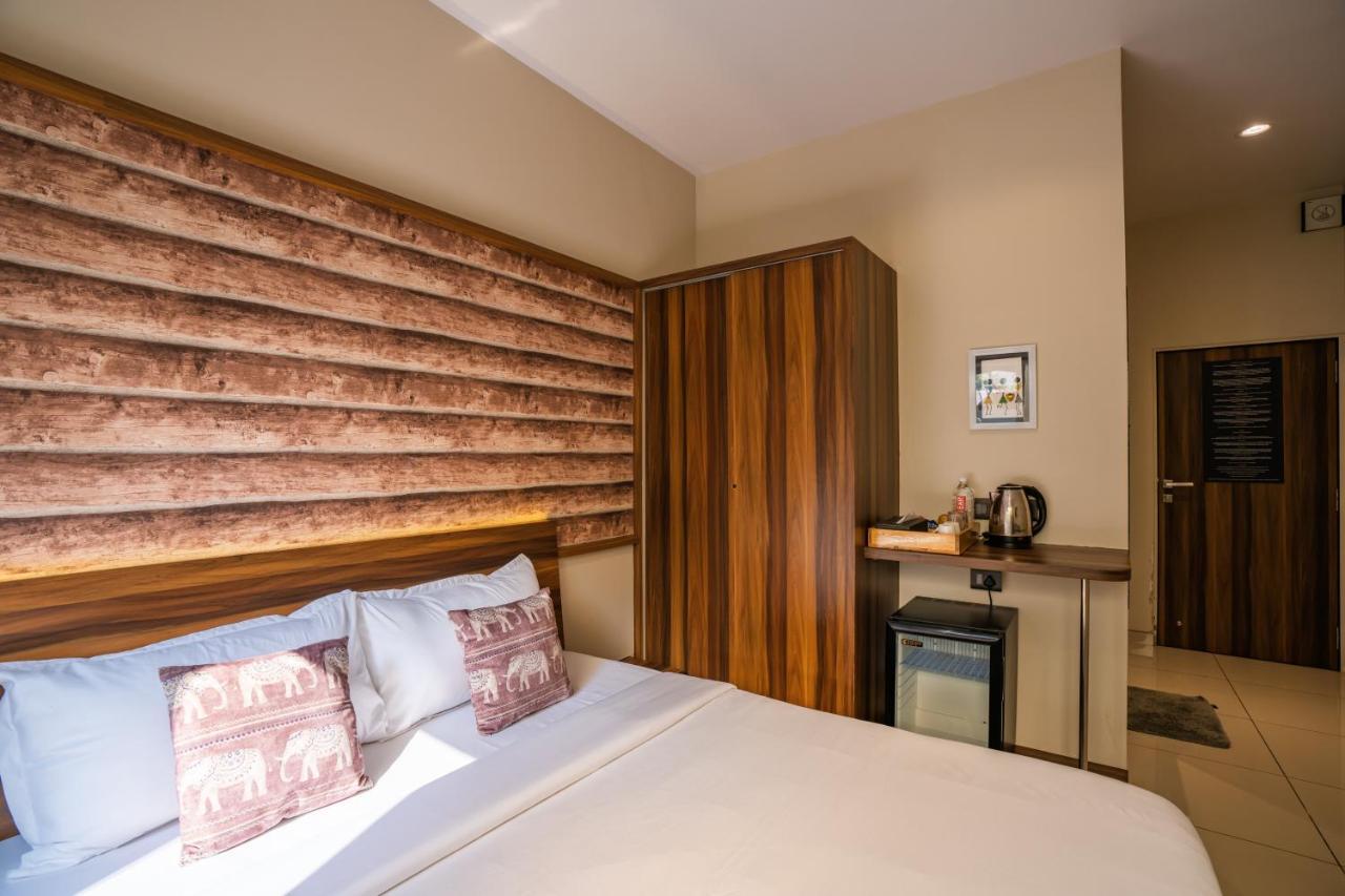 Zostel Mumbai Hostel Room photo
