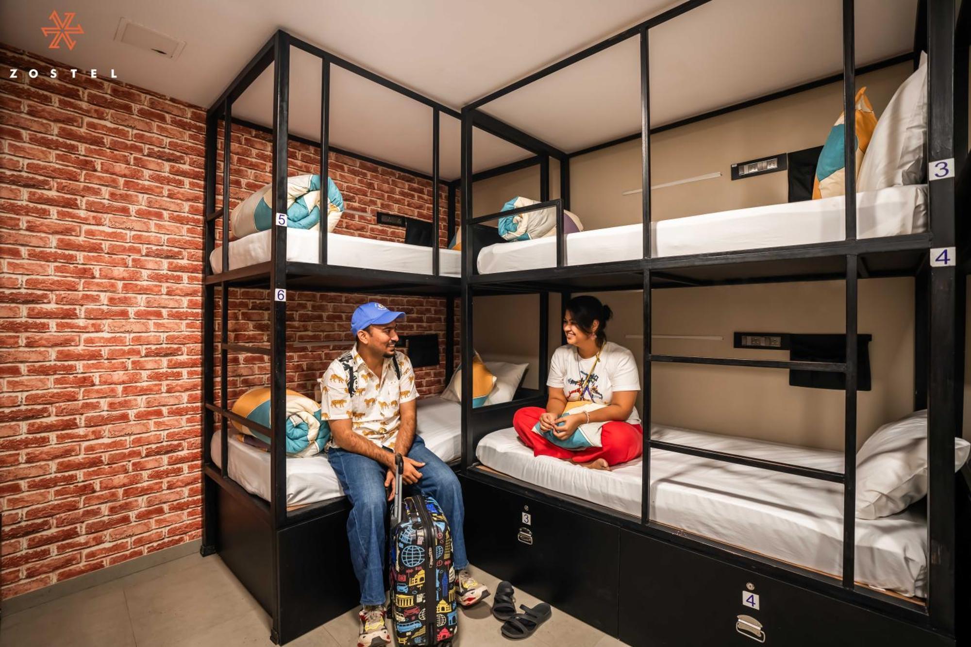 Zostel Mumbai Hostel Exterior photo