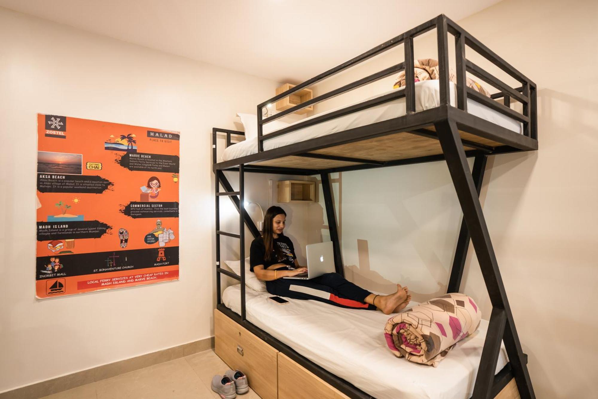 Zostel Mumbai Hostel Room photo